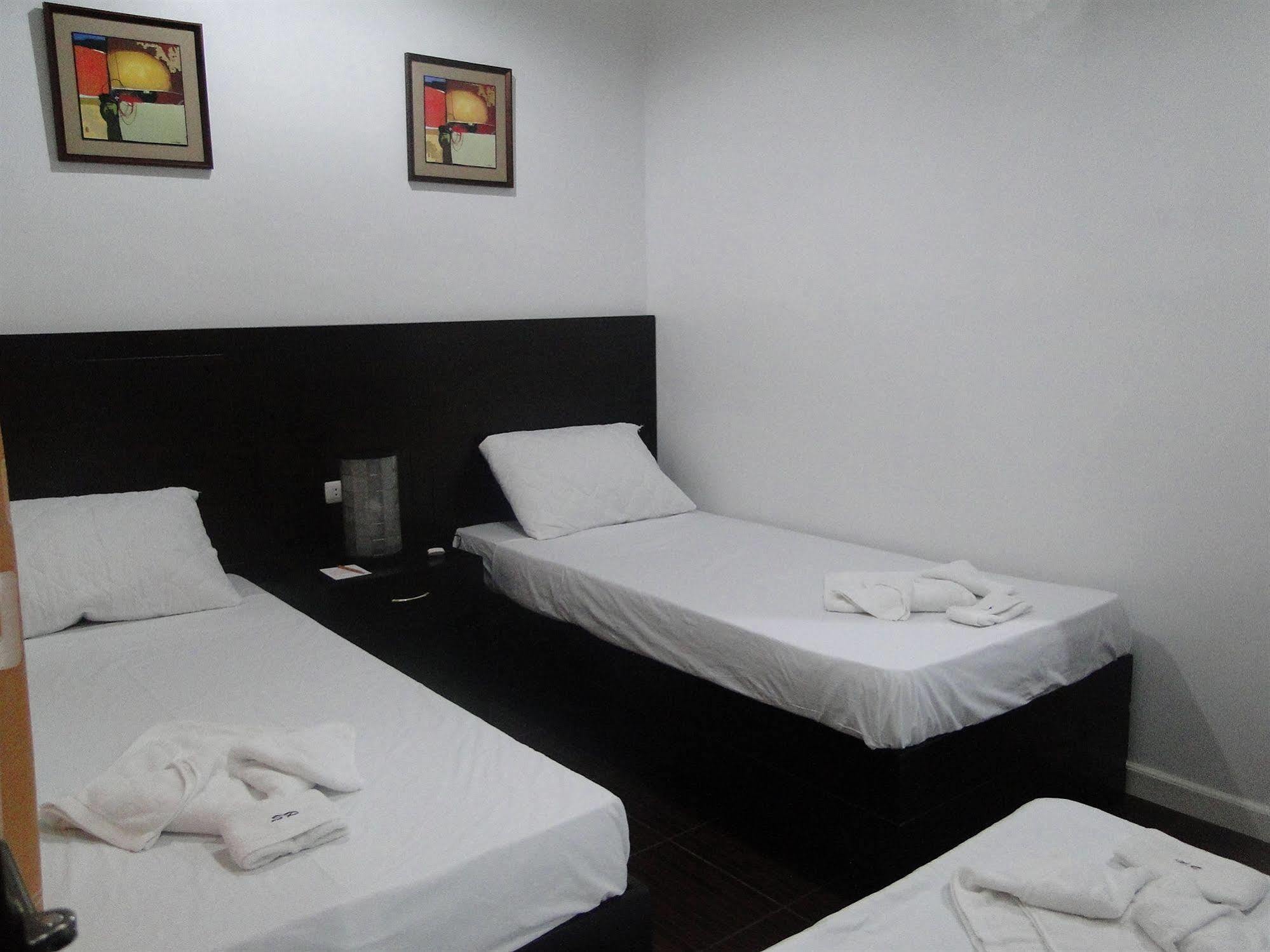 Susan'S Place Bed And Breakfast Puerto Princesa Exterior foto